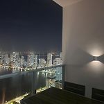 Bocagrande Bay View Gym Jacuzzi Pool