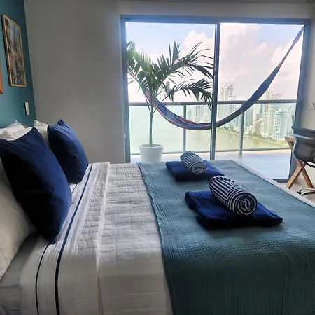 Bocagrande Bay View Gym Jacuzzi Pool Cartagena
