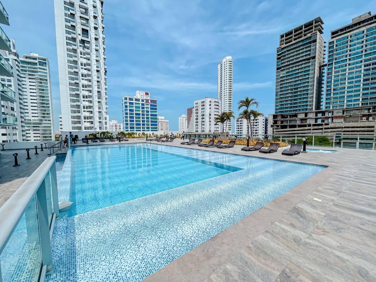Bocagrande Bay View Gym Jacuzzi Pool